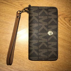 MK wristlet!